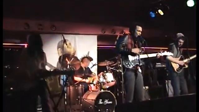 the cavorters - dreams @ the public west brom смотреть онлайн