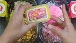 Малышка-акула против мамочки-акулы. Смешиваем слайм в случайном порядке! Успокаивающее видео со слай