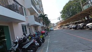 Квартира в Кондо Парадайз парк.