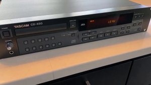 Tascam CD450