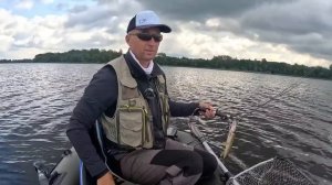 ГДЕ СТОИТ ЩУКА на озере! Там где клюёт! Рыбалка на щуку!