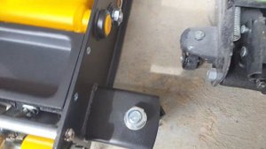 Домкрат, который РЕАЛЬНО поднимет 3 тонны! JCB TH3307 (весит 33 кг.)