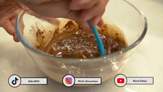 Shinny, Fudgy, Nyokelat pwuol, cocok untuk sajian maupun jualan 🥰🥰🥰 смотреть онлайн