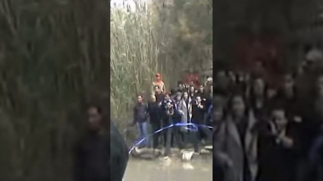 Чудо на Крещение Господне. Вода Реки Иордан идёт вспять от Мертвого моря. смотреть онлайн