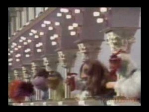 The Muppet Show Intro - 70's TV Openings