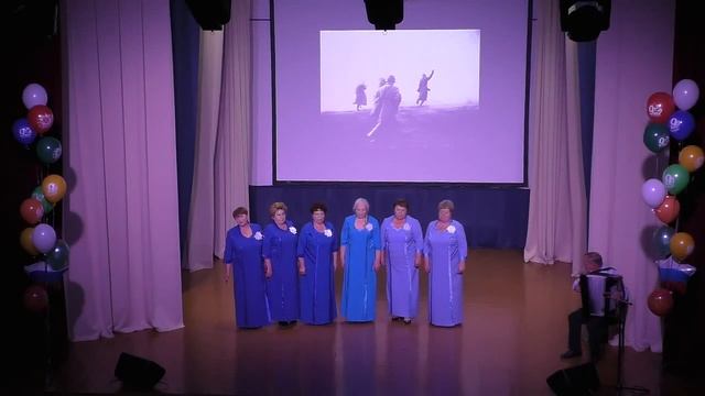 "Серая шинель", вокальная группа народного хора МБУ "Дом культуры с Лазо", Лазовский МО смотреть онлайн