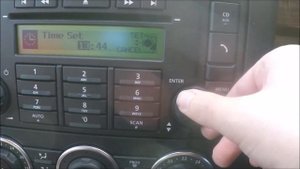Land Rover Freelander 2 (Setting The Clock)
