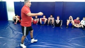 Приемы вольной борьбы.Бросок со стойки,и как зашита,   контрприем .