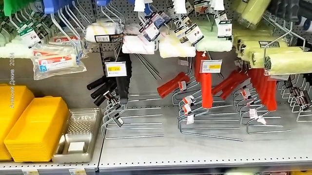 Магазин стройматериалов Ошибки выкладки товара Кисти Валики Шпатели Обзор