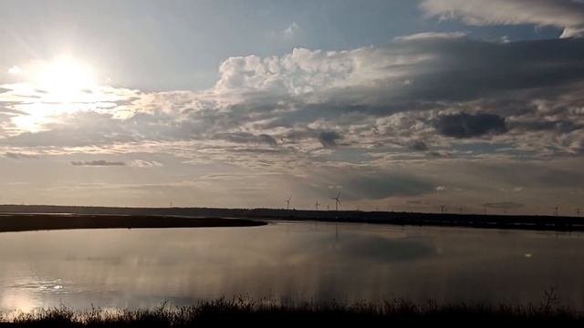 #Живописный пейзаж#небо#солнце#вода