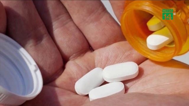 Nữ ca sĩ nhập viện vì suy gan khi tự ý uống quá nhiều paracetamol | VTC14 смотреть онлайн