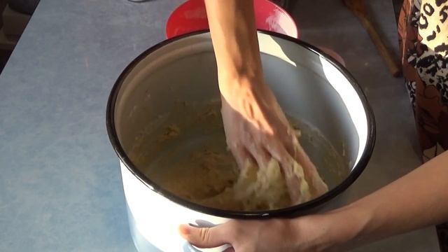 Кулич на пасху Рецепт и приготовление пасхи Тесто или опара для кулича смотреть онлайн