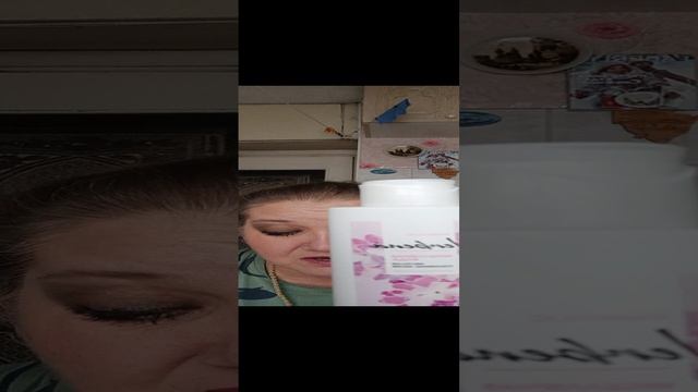 Чем лучше удалять макияж. смотреть онлайн