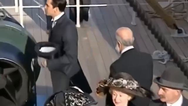 POV: трость можно использовать только для ходьбы и опоры!