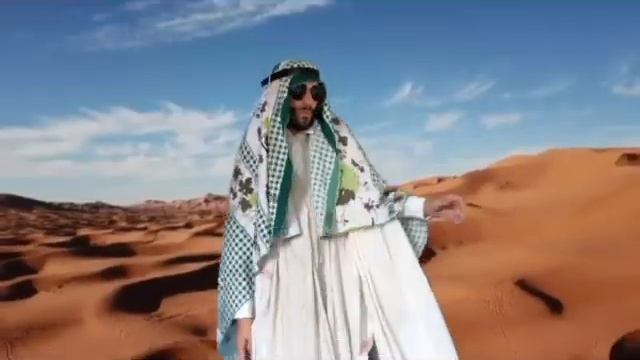 Habibi Ya Noun El Ein - Amr diab Official Video Brahim El Clon смотреть онлайн