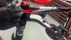 Установка тормозной ручки на велосипеде #ремонт_велосипедов #велоремонт #велосервис #вело