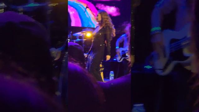Haley Reinhart - What Is and What Should Never Be (Led Zeppelin) - 2024-07-30 (Music Box, San Diego смотреть онлайн