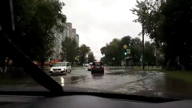 Перекрестки Благовещенска после дождя 6.09.2016 смотреть онлайн
