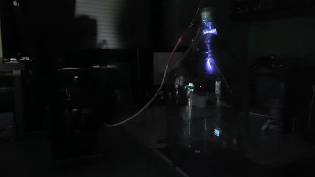 Argon in a 5l big bottle and 22,5kV VF (IGBT halfbridge) - PART.1 смотреть онлайн