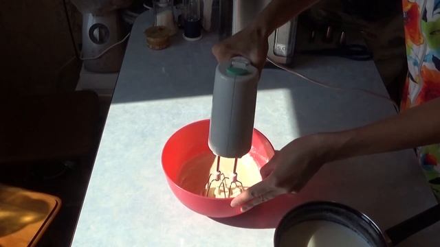 Заварной крем на молоке для эклеров торта наполеона и бисквита рецепт