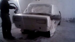 Ваз 2105 Покраска, нанесение полос на кузов.
