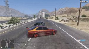 BMW M5 E34 выжал 390км в час на мощной легенде в GTA 5,