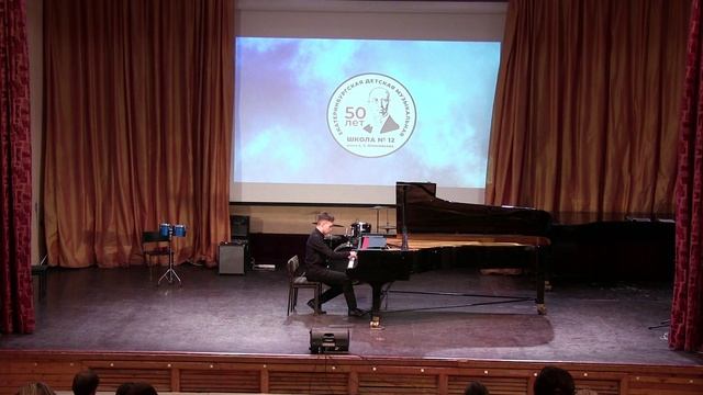 Концерт выпускников школы