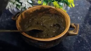Как покрасить и укрепить волосы хной и басмой.