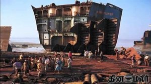 Explosion at Alang ship breaking yard in Gujarat, 5 dead, 10 injured