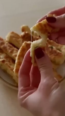 Рецепт сырных ПАЛОЧЕК от Оксаны Самойловой...🧀😋 в описании ✍️