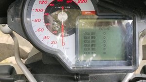 Панель настройки Aprilia Mana 850 ч.1