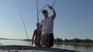 Лучшая насадка на сома в Астрахани Рыбалка на сазана и сома Бешенная утрянка