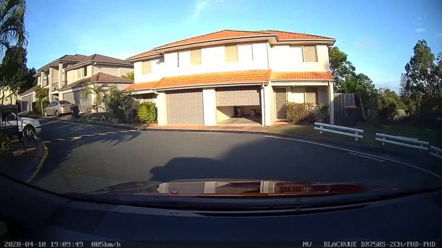 Blackvue DR750S-2CH Front Dashcam смотреть онлайн