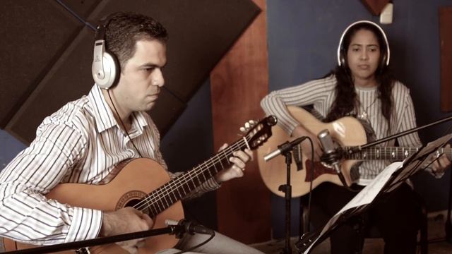 Jesús - Ester Hernández (Oliver Peralta: Guitarra) - #ExperienciaProJubal смотреть онлайн