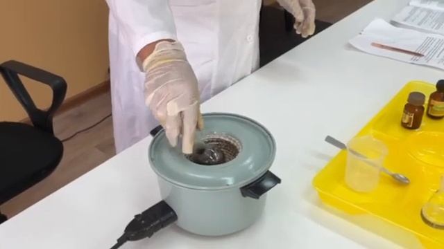 11-сынып. Зертханалық тәжірибе: "Күміс-айна реакциясы"