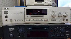 Sony MDS JA3ES liên hệ 0966723489