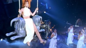 Mylene Farmer - Dessine-moi un mouton (Live Mylenium Tour.1999) (HD)