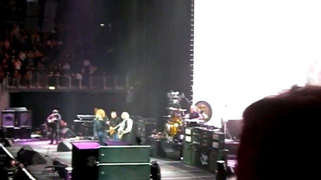 Led Zeppelin - For Your Life - Live at the O2 смотреть онлайн
