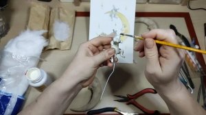 Ватная игрушка ЛУННАЯ СКАЗКА . Урок 4. Лепим зайку.