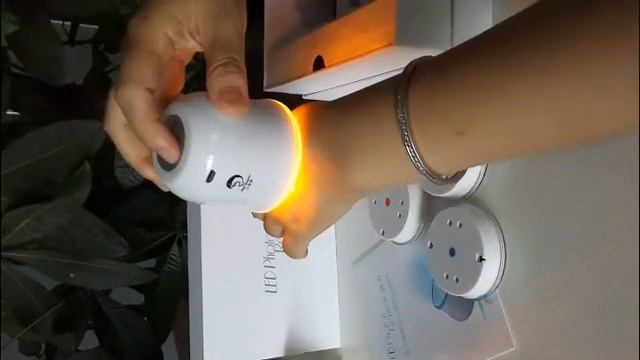 4 Color LED Light Photon Rejuvenation Facial Acne Treatment Anti-Wrinkle Machine
