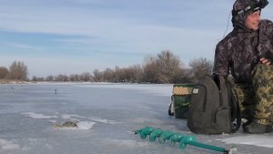 Первый выход на лед Рыбалка в Астрахани 2022
