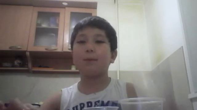 Фокус с стаконом и водой и его секрет смотреть онлайн