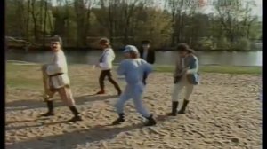 Валерий Ярушин и Группа "Иваныч", песня "Деревянный мостик"