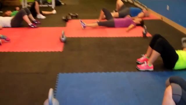 Turkish Get ups Training Session - The Get up is the Answer to EVERYTHING yo! смотреть онлайн