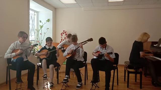 Ансамбль народных инструментов ДМШ №10 смотреть онлайн