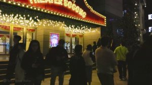 명동, 크리스마스 장식에 외국인 관광객 북새통으로 북적북적, 명동 신세계, 명동 롯데 크리스마스 라이트, 서울 명동 여행, 서울여행워커