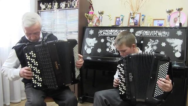 Р.Н.П. "Улица широкая" в обр. В. Прокудина дуэт Самарцевы Иван и Алексей Фёдорович смотреть онлайн