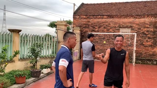 PHC| Thử Thách Rứt Điểm Từ Tuyến Hai Với Quả 🎾 #phc #thuthachbongda #teamphd. смотреть онлайн