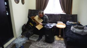 Купил в подарок музыкальную колонку показываю как она выглядит