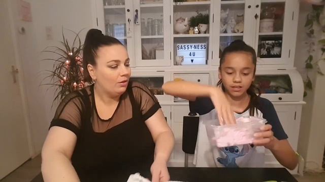 Slijm (lukt het dit keer wel met Funny Gummy?) смотреть онлайн